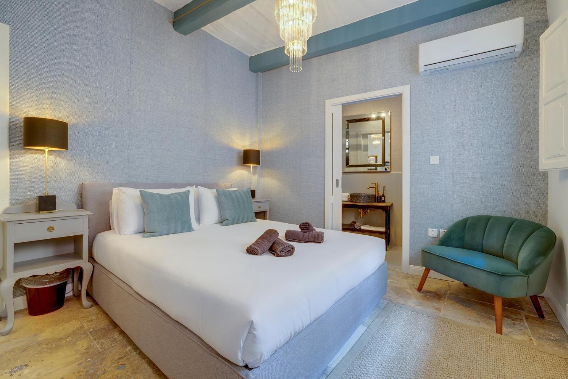 Charming Maltese Townhouse In * Senglea